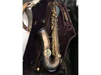 Saxophone Buescher With Case