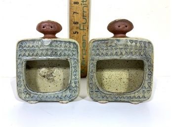 Pair Of Stoneware Ashtrays Bodies Made In Japan
