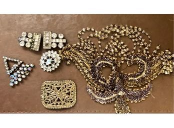 Lot Of Vintage Accessory Items!!!