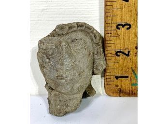 Artifact Head