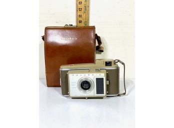 Polaroid J33 Land Camera With Case