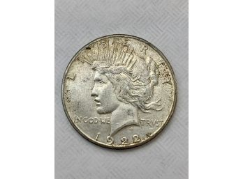 Peace Dollar 1922 Mint ?