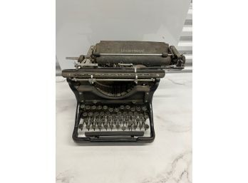 Vintage Underwood Typewriter Owned With Reverence By Elizabeth Wurtzel!