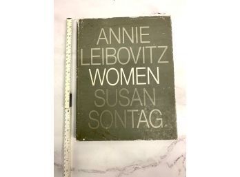 Annie Leibovitz Photos,  'Women' With A Susan Sontag Essay  First Edition Cover Worn, Otherwise Very Good