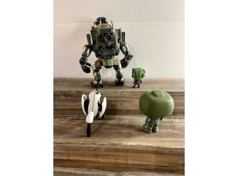 Group Of 4 Including Titanfall, Jack And BT