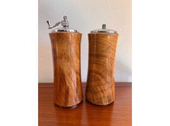 MCM Made In LA Pair Of Salt Shaker With Pepper Grinder Approx 6' Tall