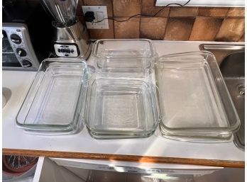 Group Of 8 Pyrex Baking Dishes