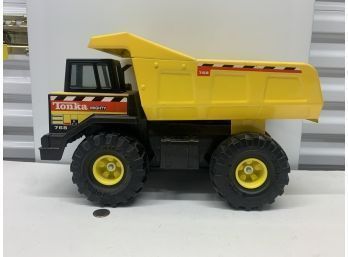 Yellow Tonka Dump Truck LIKE NEW