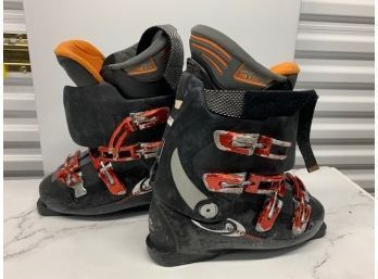 Ski Boots Size 12 Performa With Lift Line Bag