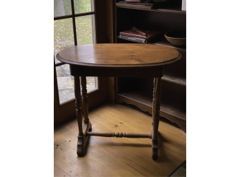 ANTIQUE PINE OVAL TOP ONE DRAW STAND