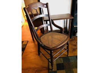 VICTORIAN CANED SEAT WALNUT CHAIR