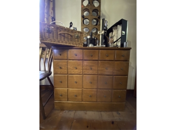 (4) DRAWER SILVER OR LINEN CHEST OF DRAWERS