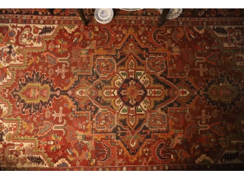 VINTAGE SMALL ROOM SIZE PERSIAN ORIENTAL RUG