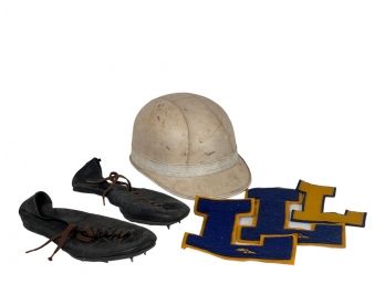 VINTAGE SPORTS RELATED ITEMS