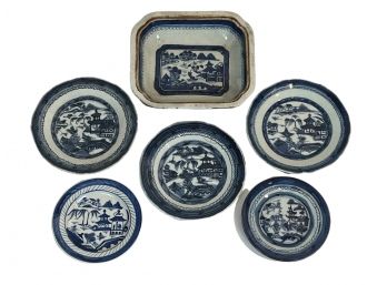 GROUPING OF (19thc) CANTON PORCELAIN