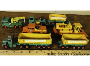 LOT OF LARGE SCALE MATCHBOX TOY VEHICLES