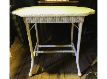 VINTAGE WICKER OCCASIONAL TABLE