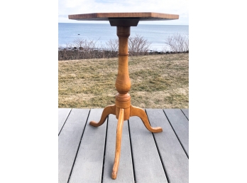 TIGER MAPLE CANDLE STAND