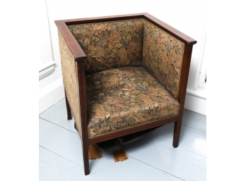 MAHOGANY HIGH BACKED UPHOLSTERED CHAIR