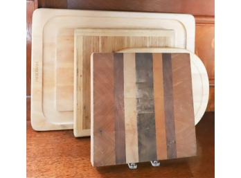 (4) CUTTING / CARVING BOARDS