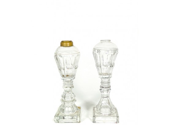 PAIR OF CLEAR SANDWICH GLASS FONTS