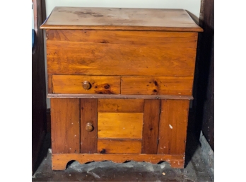 VICTORIAN PINE COTTAGE COMMODE