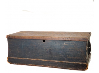 EARLY 19TH CENTURY PINE SEE CAPTAIN'S CHEST