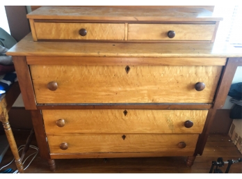 NEW YORK STATE SHERATON CHEST OF DRAWERS