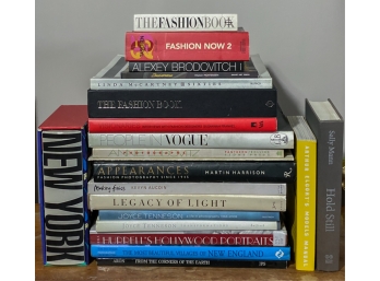 (20) MISC BOOKS FOCUSING ON FASHION & PHOTOGRAPHY