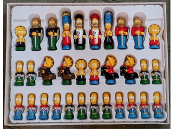 THE SIMPSONS 3D CHESS SET