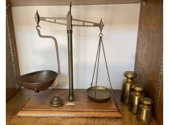 19TH C BRASS AND WOODEN BASE SCALE