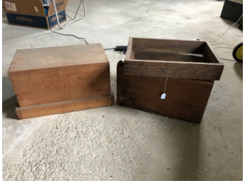 VINTAGE SOIL SCREEN W/ (2) WOODEN BOXES AND (5) WOODEN PANELS