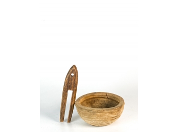 SMALL TREEN BOWL & HAND-CARVED WOODEN CLOTHESPIN