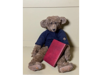 (Late 20th c) TEDDY BEAR in SWEATER READING BOOK