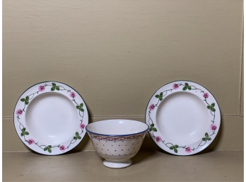(2) SMALL WEDGWOOD PLATES & unmarked PEARLWARE CUP