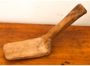 NEW ENGLAND COUNTY PRIMITIVE MAPLE BUTTER SCOOP