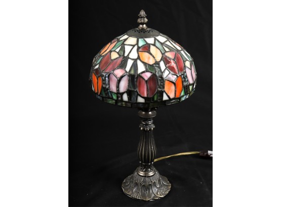 DECORATIVE CONTEMPORARY LEADED STAINED GLASS LAMP