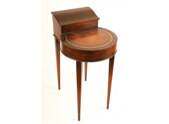 SMALL ROUND MAHOGANY LEATHER TOP STAND