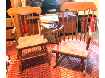 (2) VINTAGE CHILDS CHAIRS