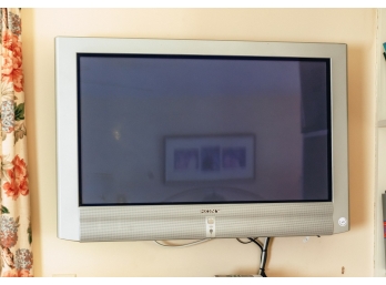 SONY FLAT PANEL 32 inch COLOR TV KE-32TS2