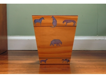 ESSEX COLLECTION WOOD BASKET With APPLIED ANIMALS