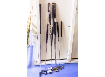 GROUPING OF (9) GOLF PUTTERS