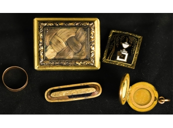 GROUPING OF VICTORIAN MOURNING JEWELRY