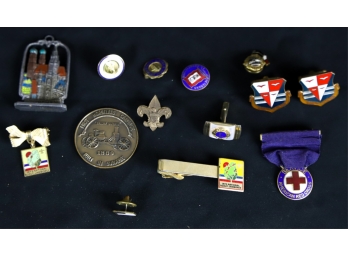 GROUPING OF ASSOCIATION PINS & COMMEMORATIVES
