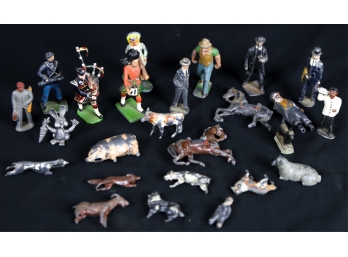 LOT OF LEAD SOLDIERS, ANIMALS and HORSES ETC