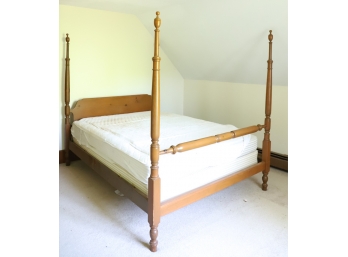 QUEEN SIZE PINE (4) POSTER BED
