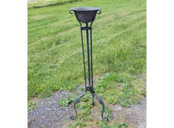 ARTS & CRAFTS WROUGHT IRON PLANT STAND