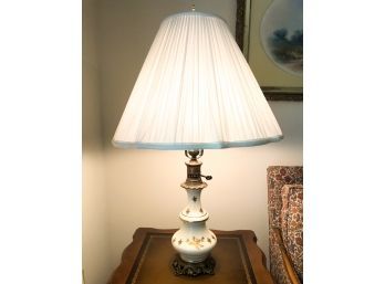 BRASS AND CERAMIC TABLE LAMP W/ GILT HIGHLIGHTS