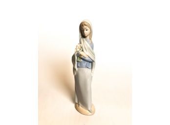 LLADRO FIGURINE HAND MADE IN SPAIN