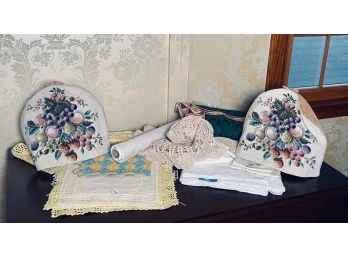 GROUP OF HAND MADE LINENS